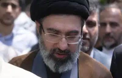 Mojtaba Khamenei faz declaração impactante no Dia do Trabalho e dos Professores no Irã