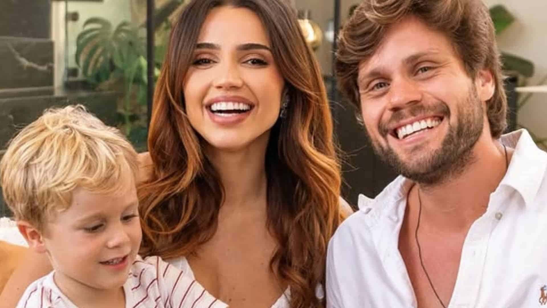 Paula-Amorim-e-Breno-Simoes-com-o-filho