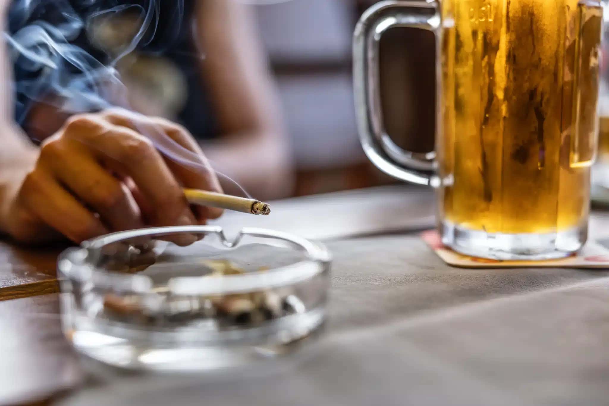 cigarro-alcool