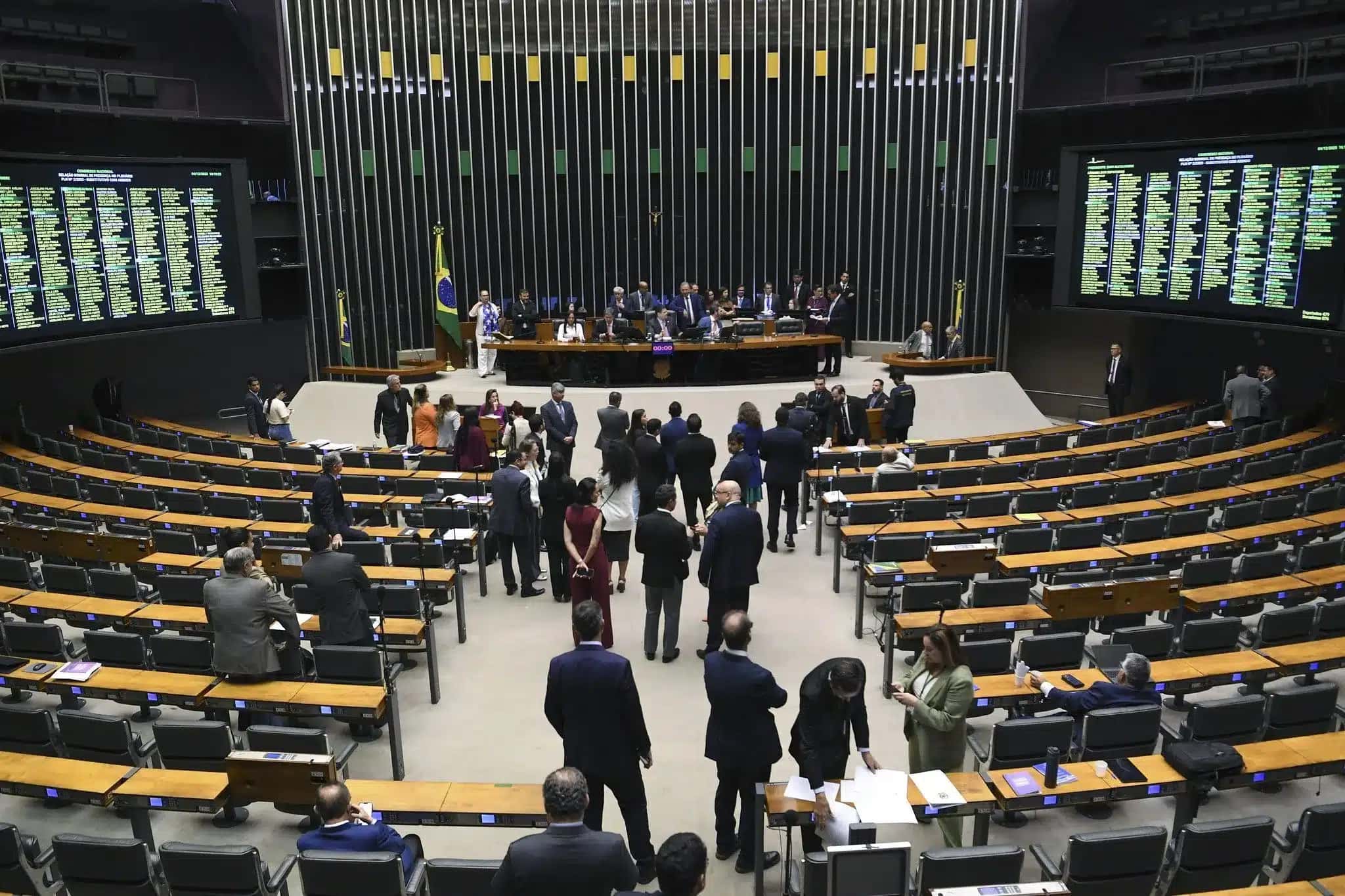 plenario-camara-dos-deputados-sessao-conjunta-ldo-2026-jonas-pereira-agencia-senado-4-dez-2025-1