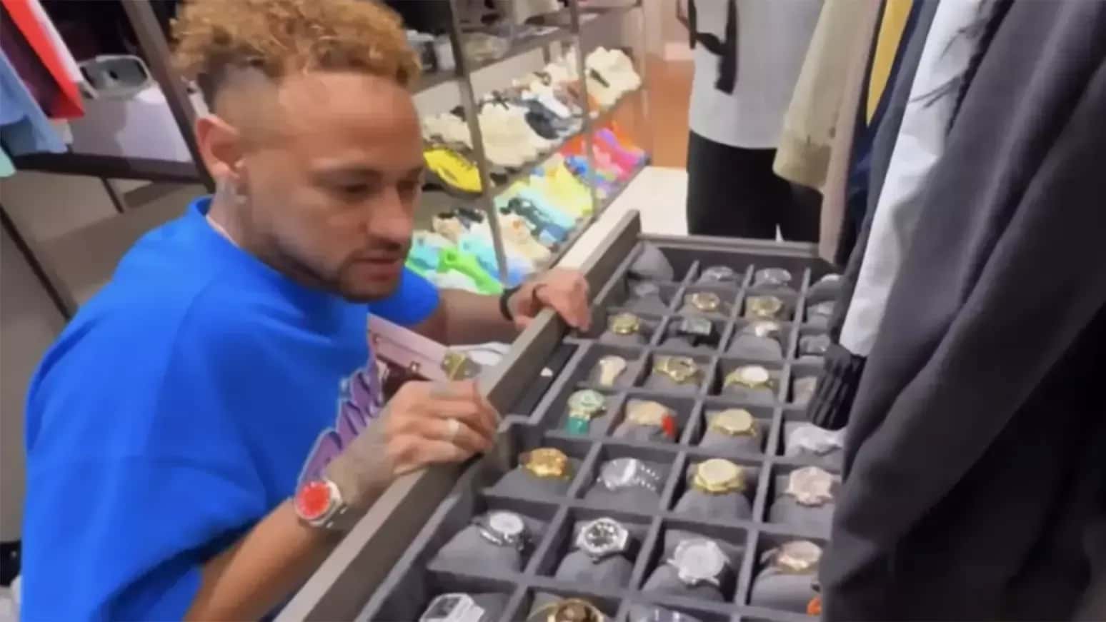 1858577053-vaza-valor-dos-relogios-que-neymar-levara-para-a-copa-saiba-quanto-custa