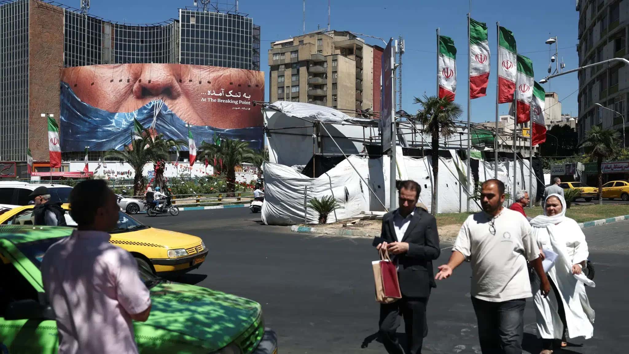 2026-05-26T120126Z_1_LYNXMPEM4P15Z_RTROPTP_4_IRAN-CRISIS-e1780116379168