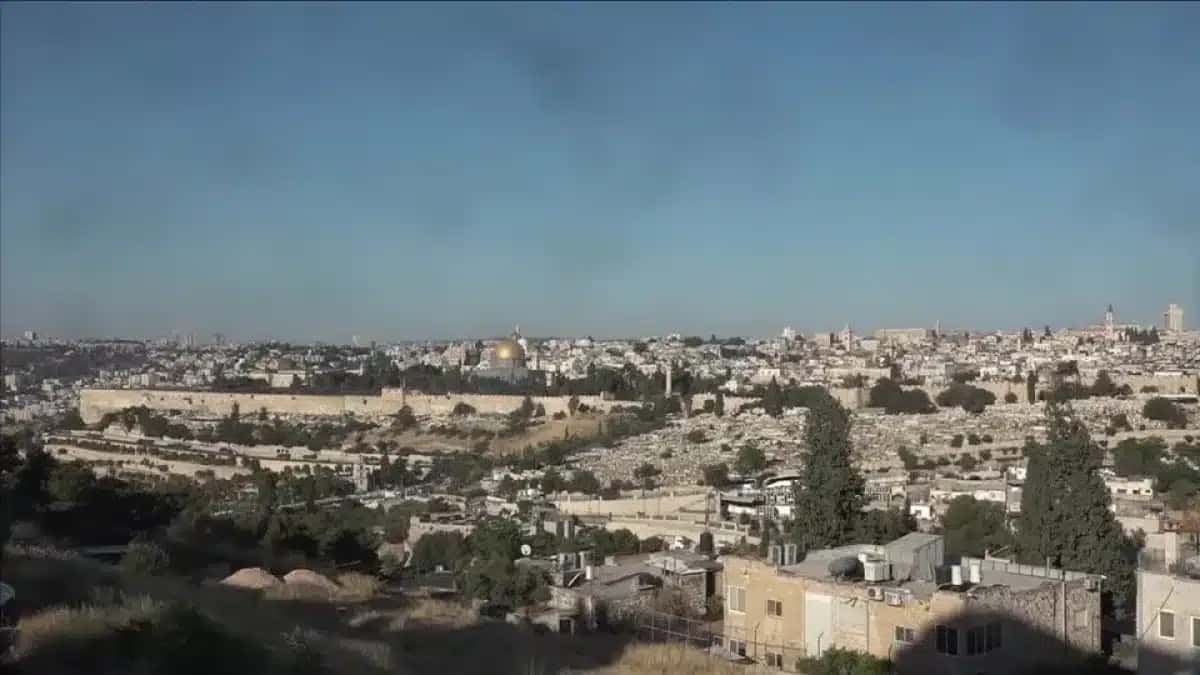 2026-06-08T044630Z_1_LOP685408062026RP1_RTRMADP_BASEIMAGE-960X540_IRAN-CRISIS-JERUSALEM-SIREN-1