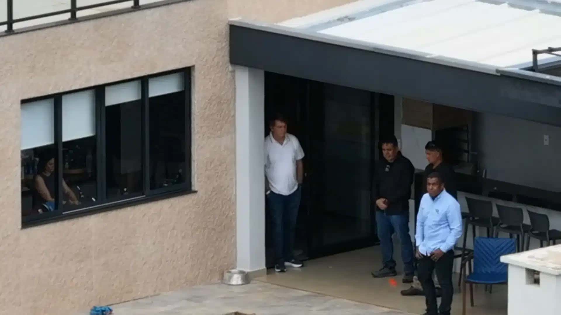 BR_CNN_270326_GER_DF_DRONE_CASA_BOLSONARO_frame_85401