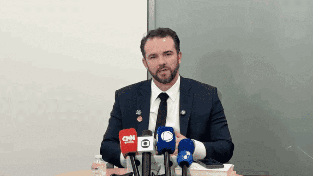 Durigan-em-entrevista-coletiva-em-Washngton-17.abr_.2026-848×477-1