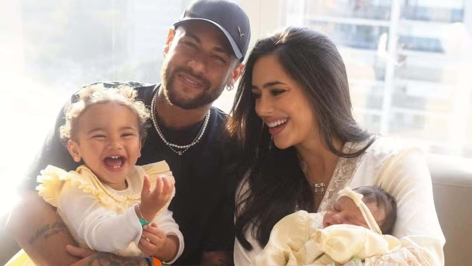 Neymar-Bruna-Biancardi-e-as-filhas-Mavie-e-Mel-