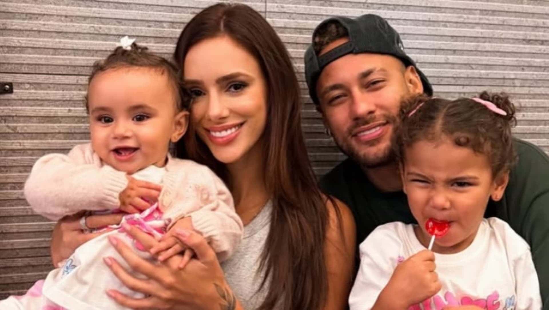 Neymar-Bruna-Biancardi-e-as-filhas-Mavie-e-Mel-1-1-1