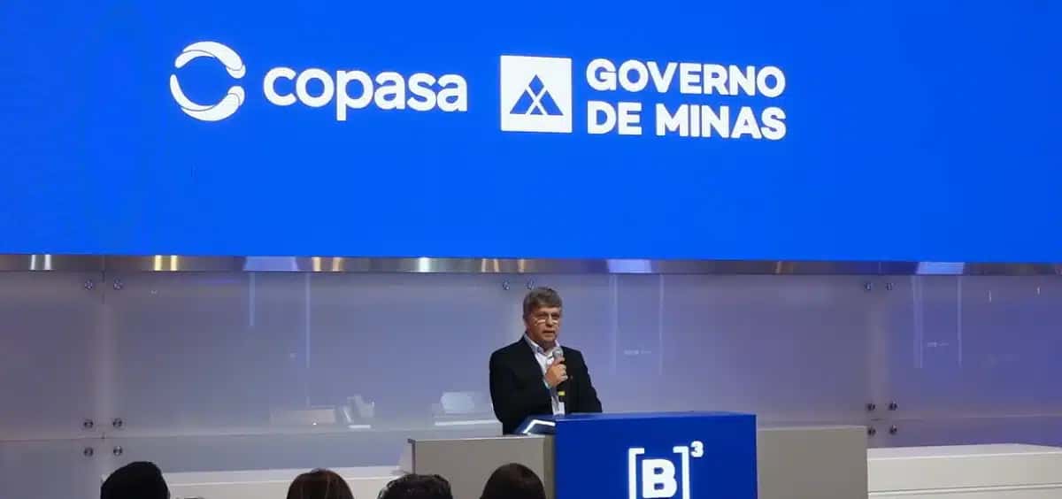 O-CEO-da-Equatorial-Augusto-Miranda-durante-evento-de-toque-de-campainha-da-Copasa-nesta-terca-16