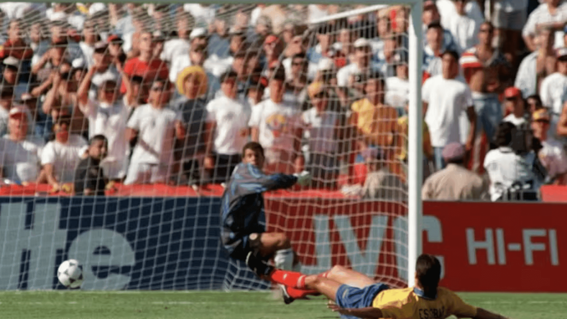 Zagueiro-foi-morto-apos-fazer-gol-contra-na-Copa-do-Mundo