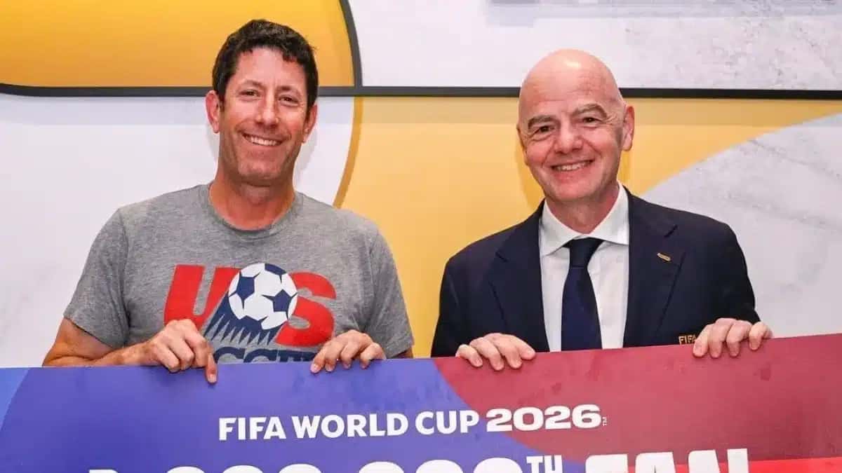 infantino-1-milhao-torcedores-copa-e1781656557574