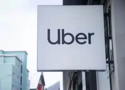 Uber reduz 23% da equipe administrativa em reestruturação sob nova presidência de Jill Hazelbaker