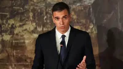 Pedro Sánchez visita Ceuta nesta sexta (31) para discutir crise de imigração