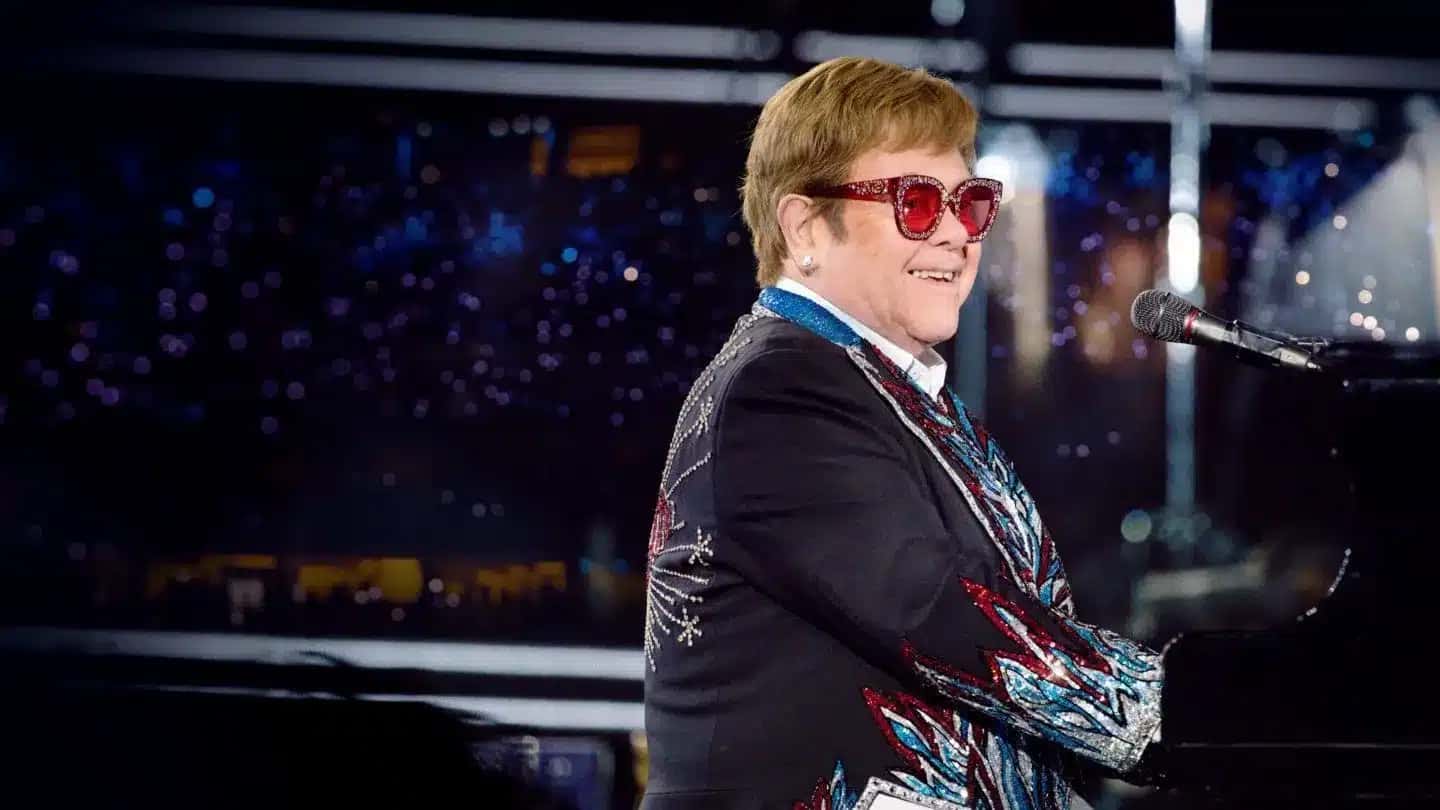 Elton John estará no Palco Mundo da edição de 2026 do festival