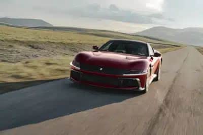 Ferrari lança edição limitada 12Cilindri Manuale com tecnologia Manuale By-Wire e grelha icônica