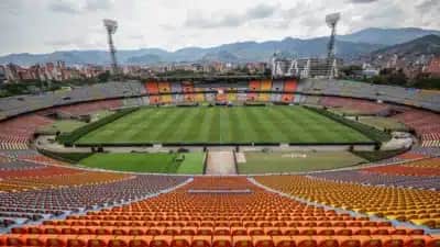 Vasco enfrenta Independiente Medellín sem torcida na Sul-Americana; entenda o motivo