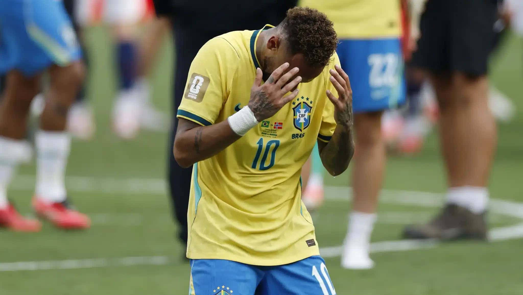 Neymar indica fim de ciclo na Seleção após eliminação para a Noruega