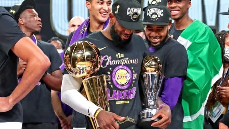 LeBron James já conquistou a NBA por três franquias diferentes