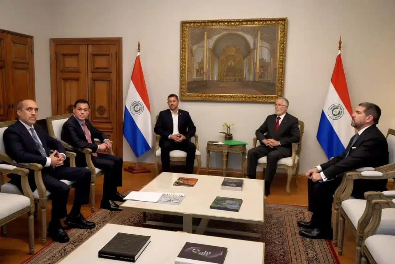 Reunião de embaixador brasileiro com autoridades do Paraguai