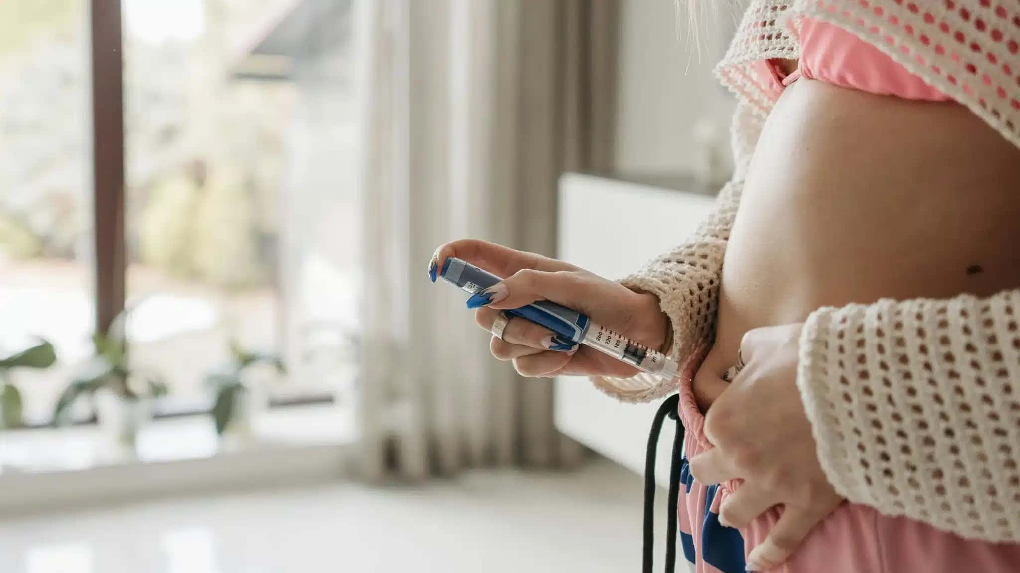 A retatrutida, medicamento voltado ao tratamento do diabetes e da obesidade e que segue em fase de testes, ainda não possui registro aprovado pela Agência Nacional de Vigilância Sanitária (Anvisa)