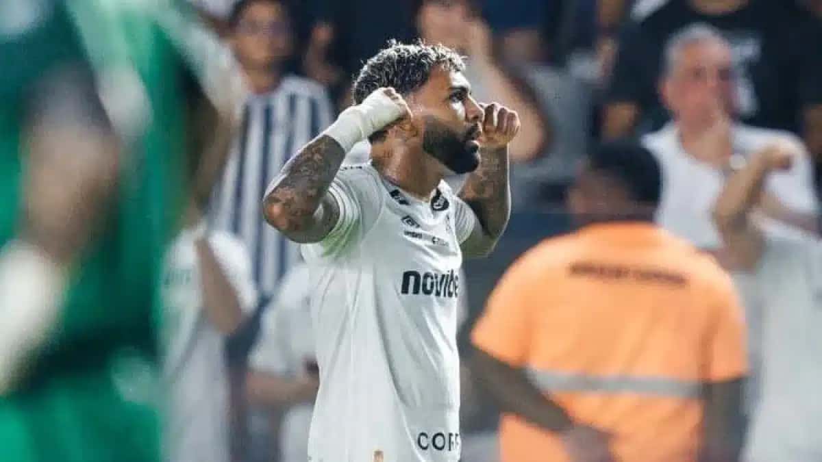 Gabigol marcou um dos gols do Santos contra a UCV