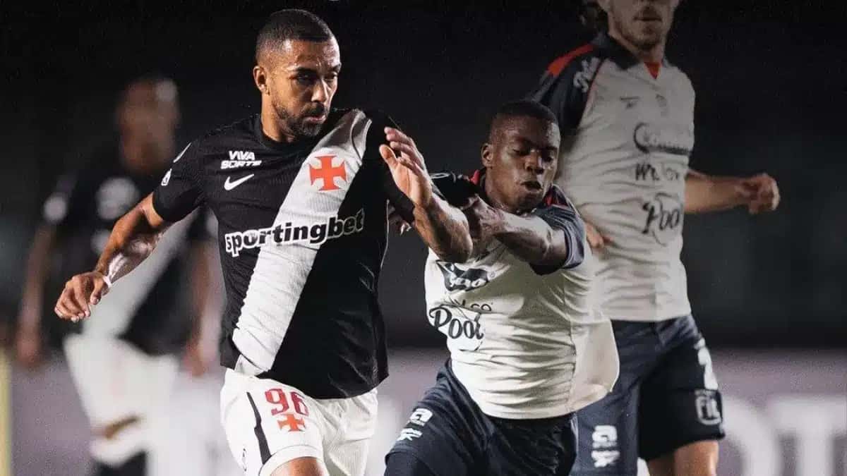 Vasco x Independiente Medellín em jogo da Copa Sul-Americana
