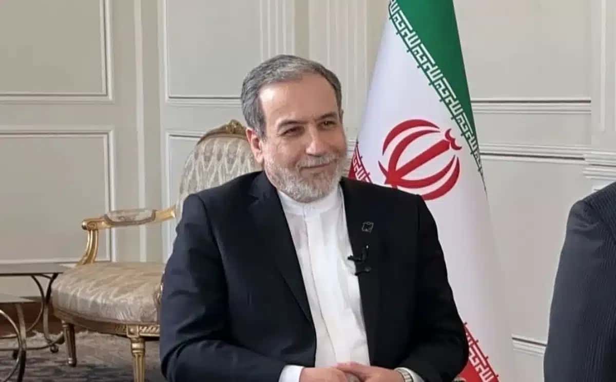 1-1-Ministro-das-Relacoes-Exteriores-do-Ira-Abbas-Araghchi-em-entrevista-a-CNN