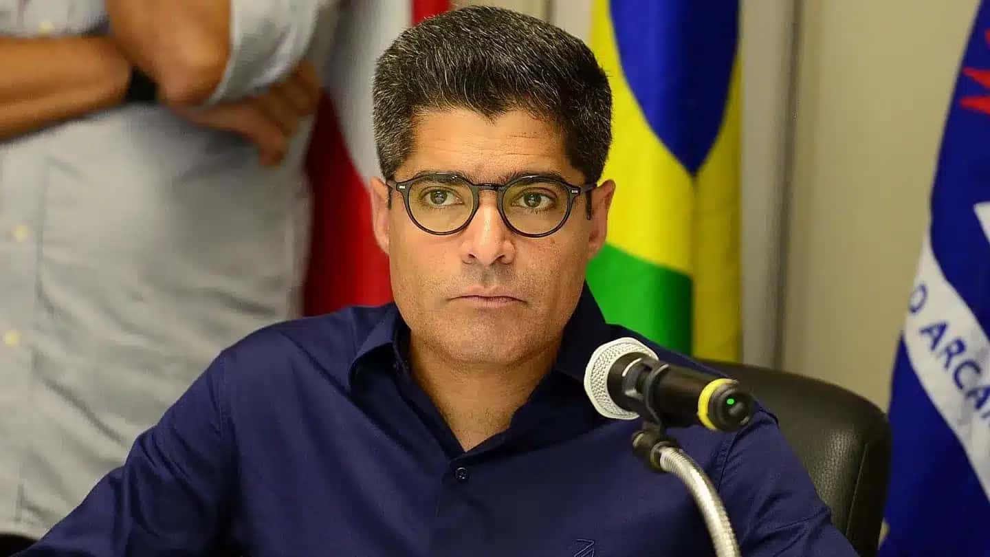 Presidente deverá atender pedido feito por ACM Neto, presidente do DEM