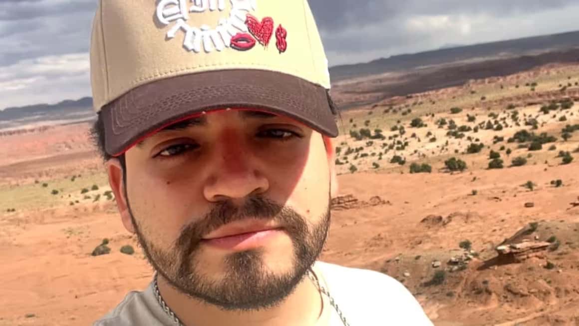 César Gastelum em uma foto publicada em sua página no Instagram