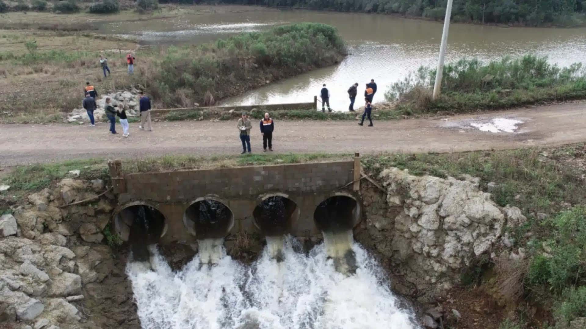 Equipes realizaram vistoria técnica em razão das chuvas recorrentes nos últimos dias