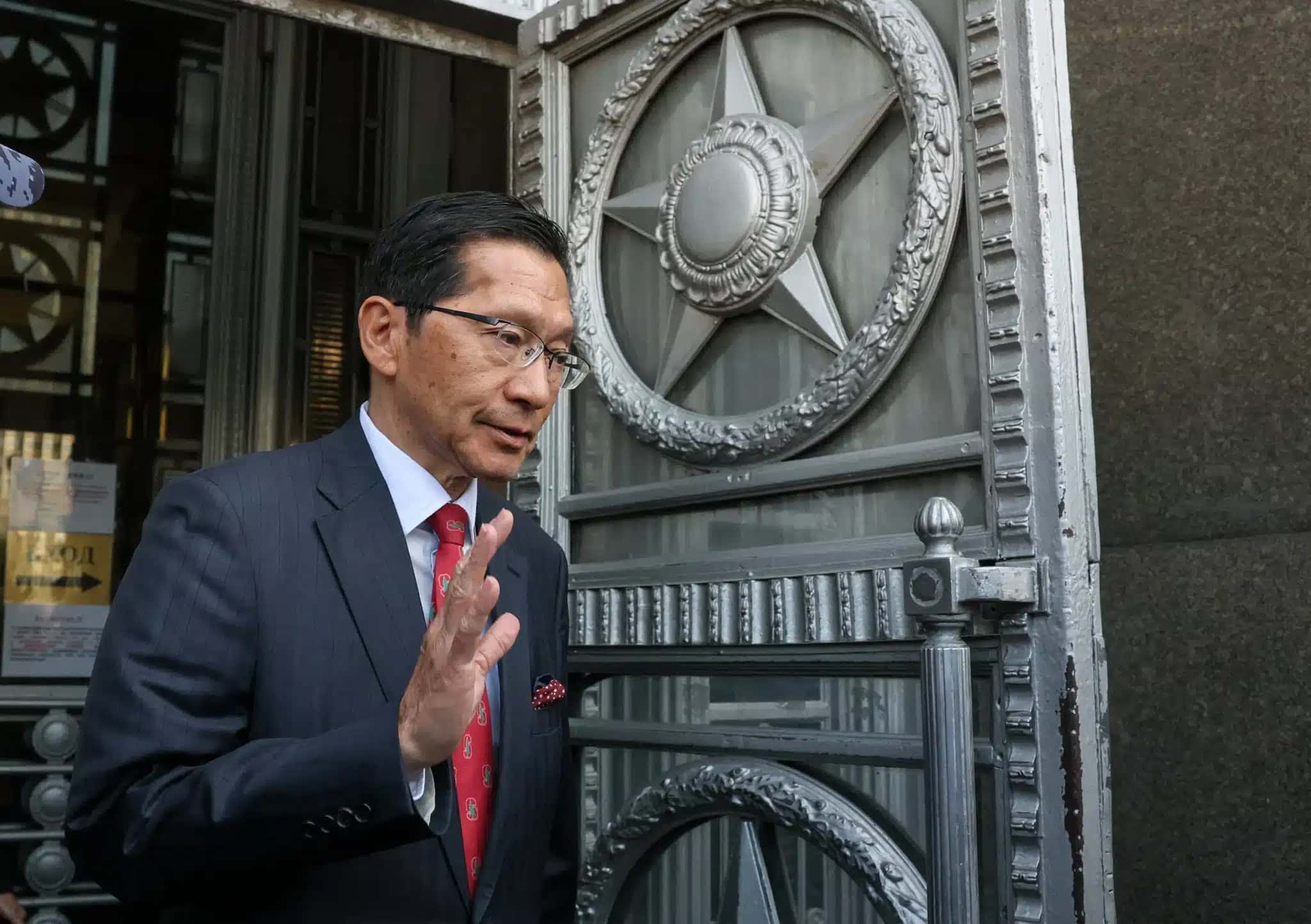 Embaixador do Japão na Rússia, Akira Muto, após reunião no Ministério das Relações Exteriores da Rússia, em Moscou 18 de agosto de 2026