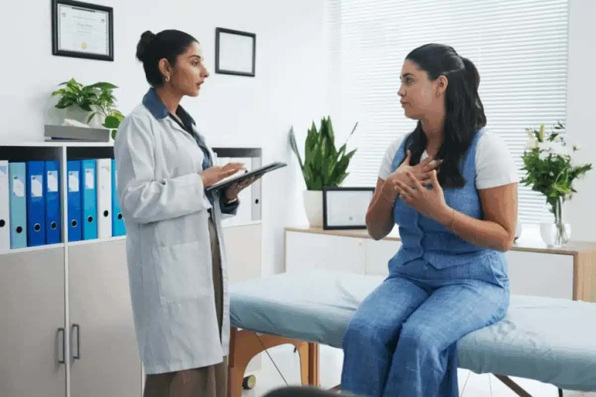 Mulher-em-consulta-medica-1024×683