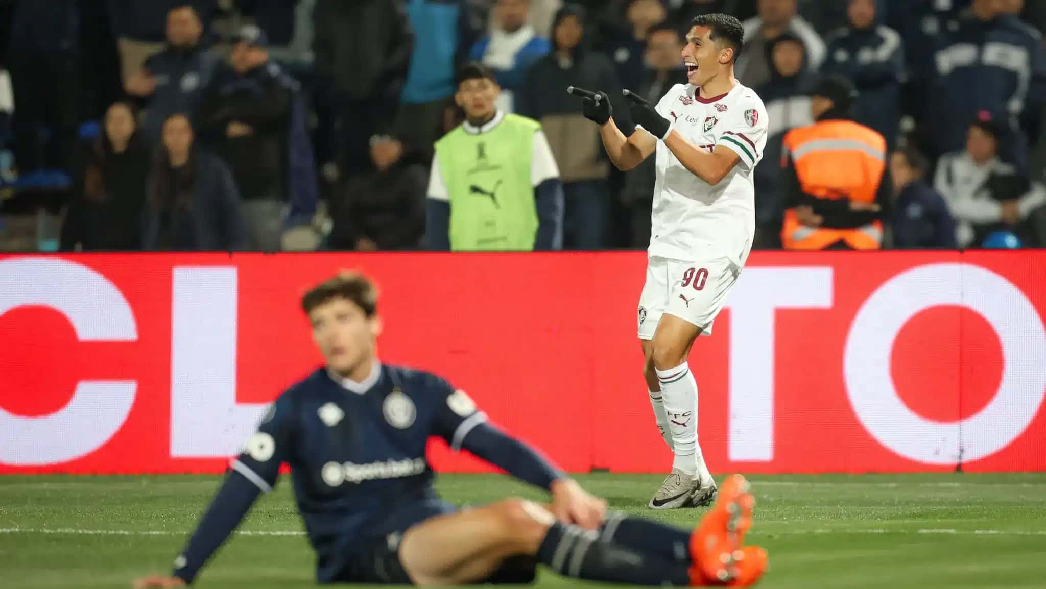 Fluminense durante duelo contra o Rivadavia nas oitavas de Libertadores