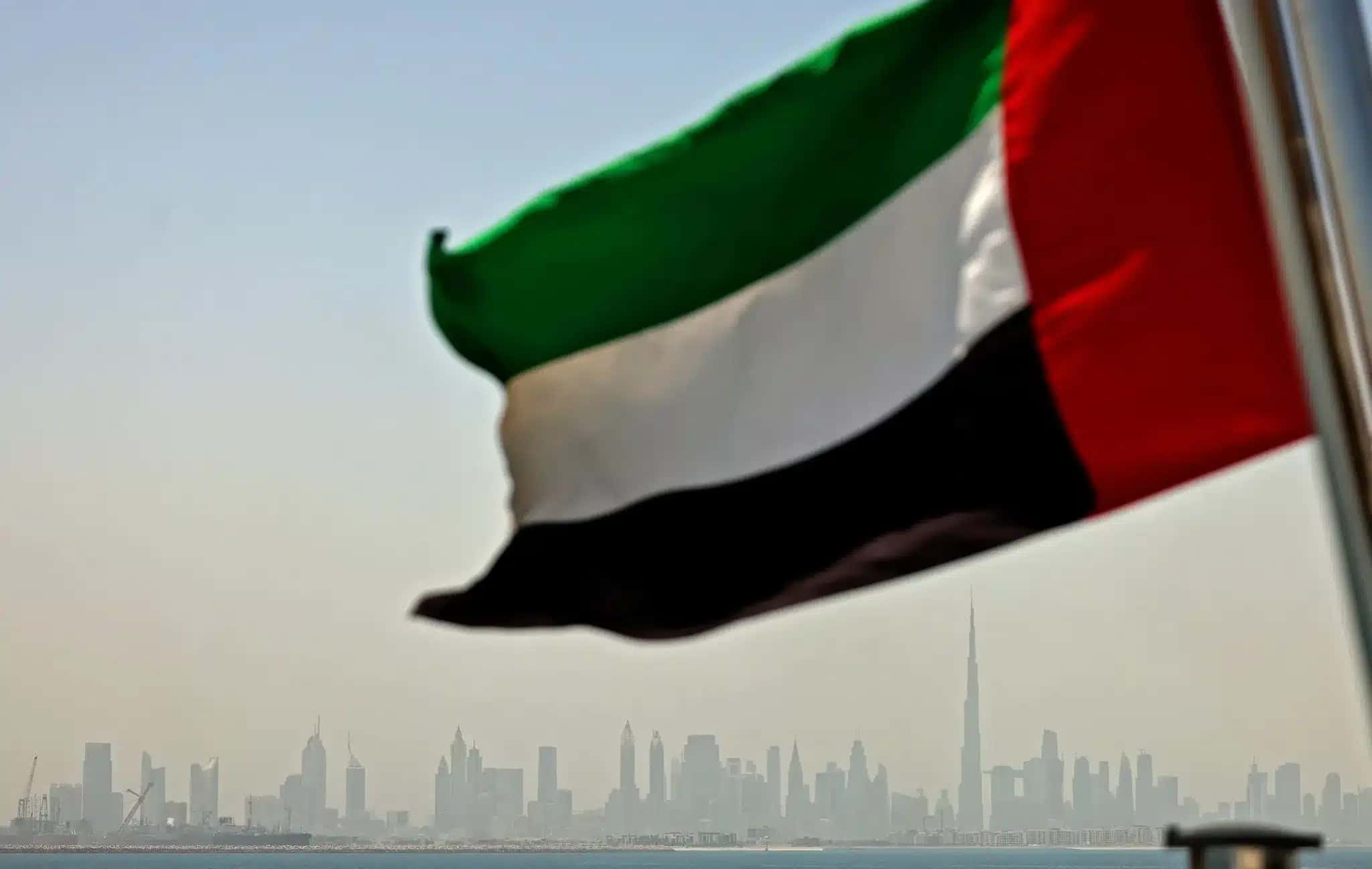 Bandeira dos Emirados Árabes Unidos em Dubai