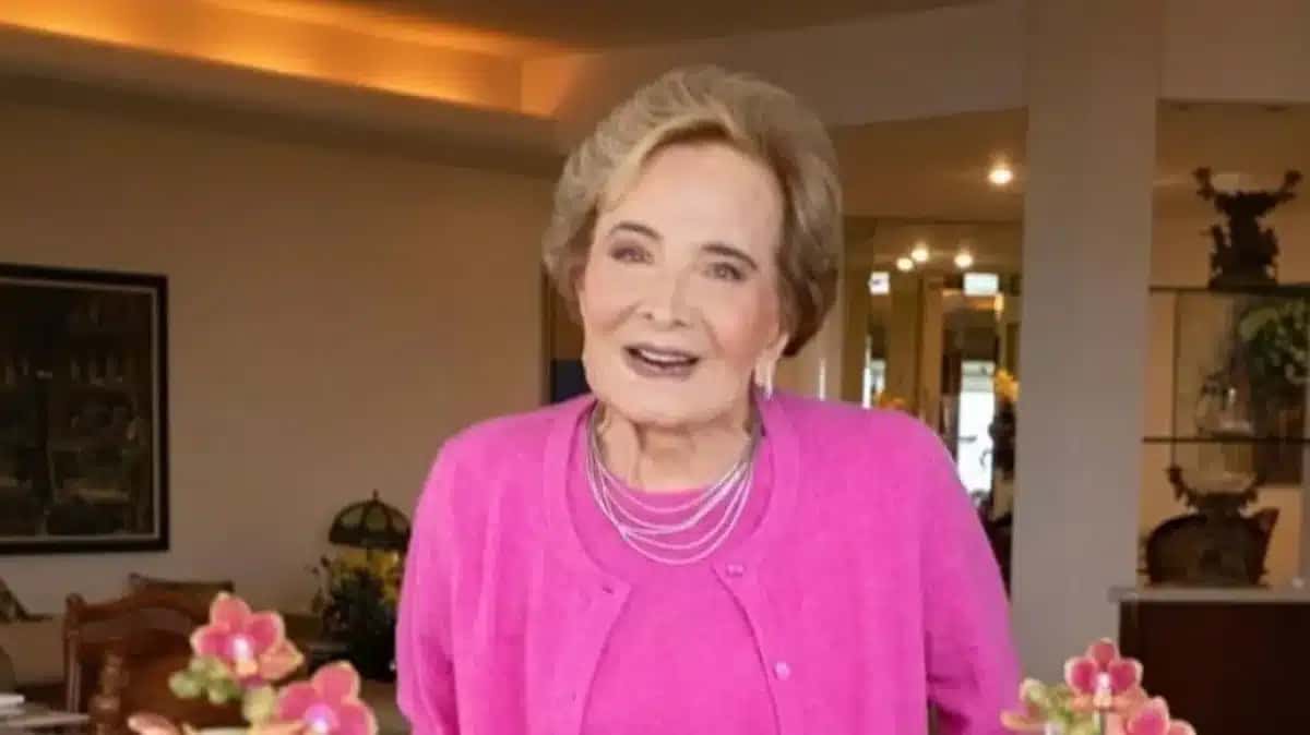 Gloria Menezes faleceu nesta terça-feira (18)
