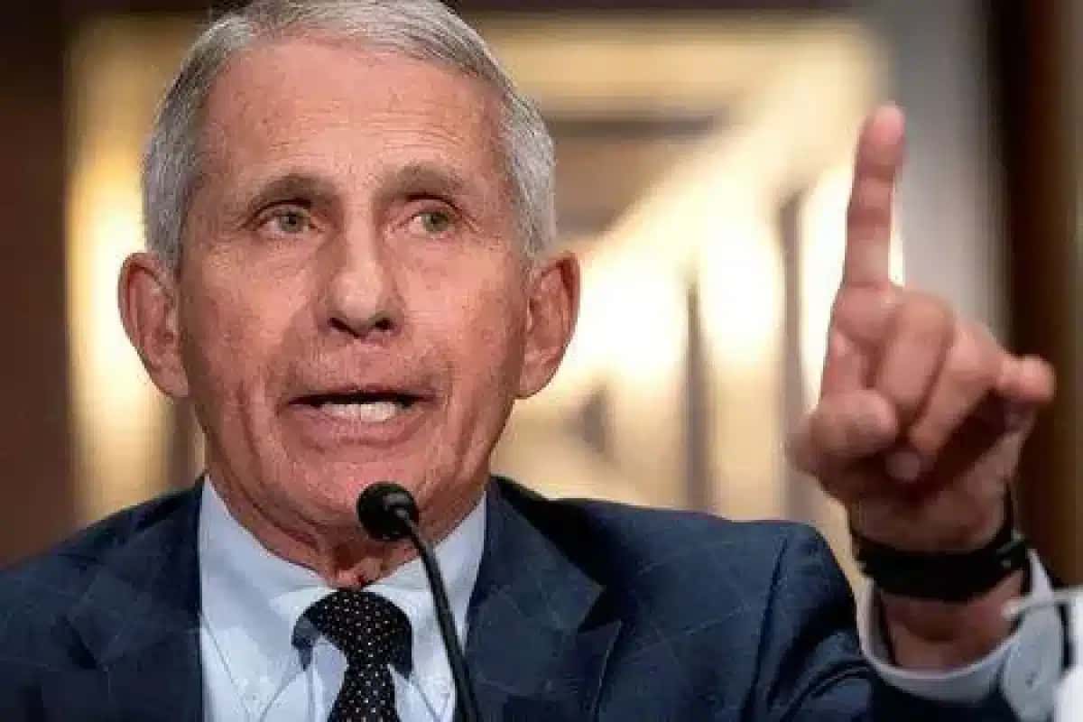 Diretor do Instituto Nacional de Alergias e Doenças Infecciosas dos EUA, Anthony Fauci.