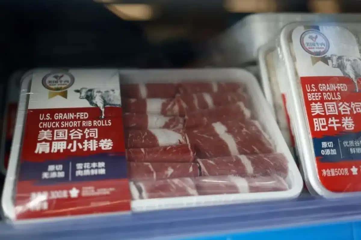 Carne bovina à venda em mercado em Pequim