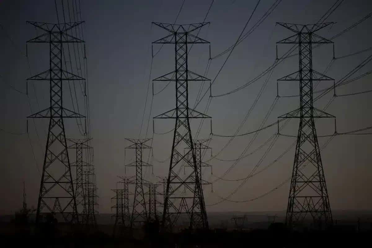 Linhas de transmissão de energia elétrica em Brasília