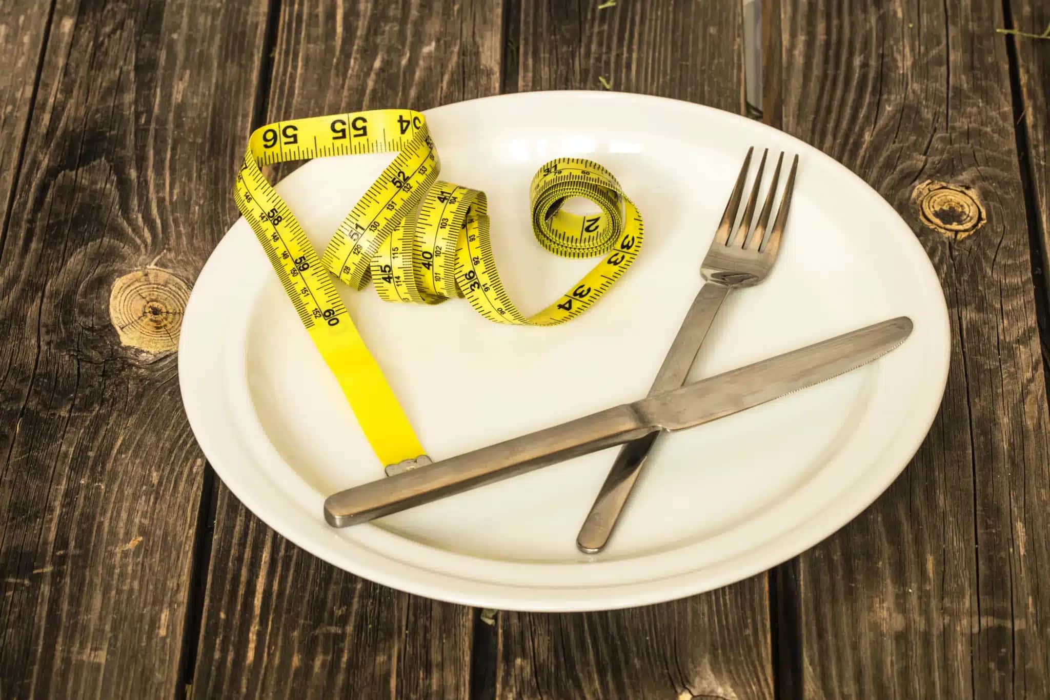 Obsessão por corpos perfeitos exibidos em redes sociais podem causar aumento de distúrbios alimentares