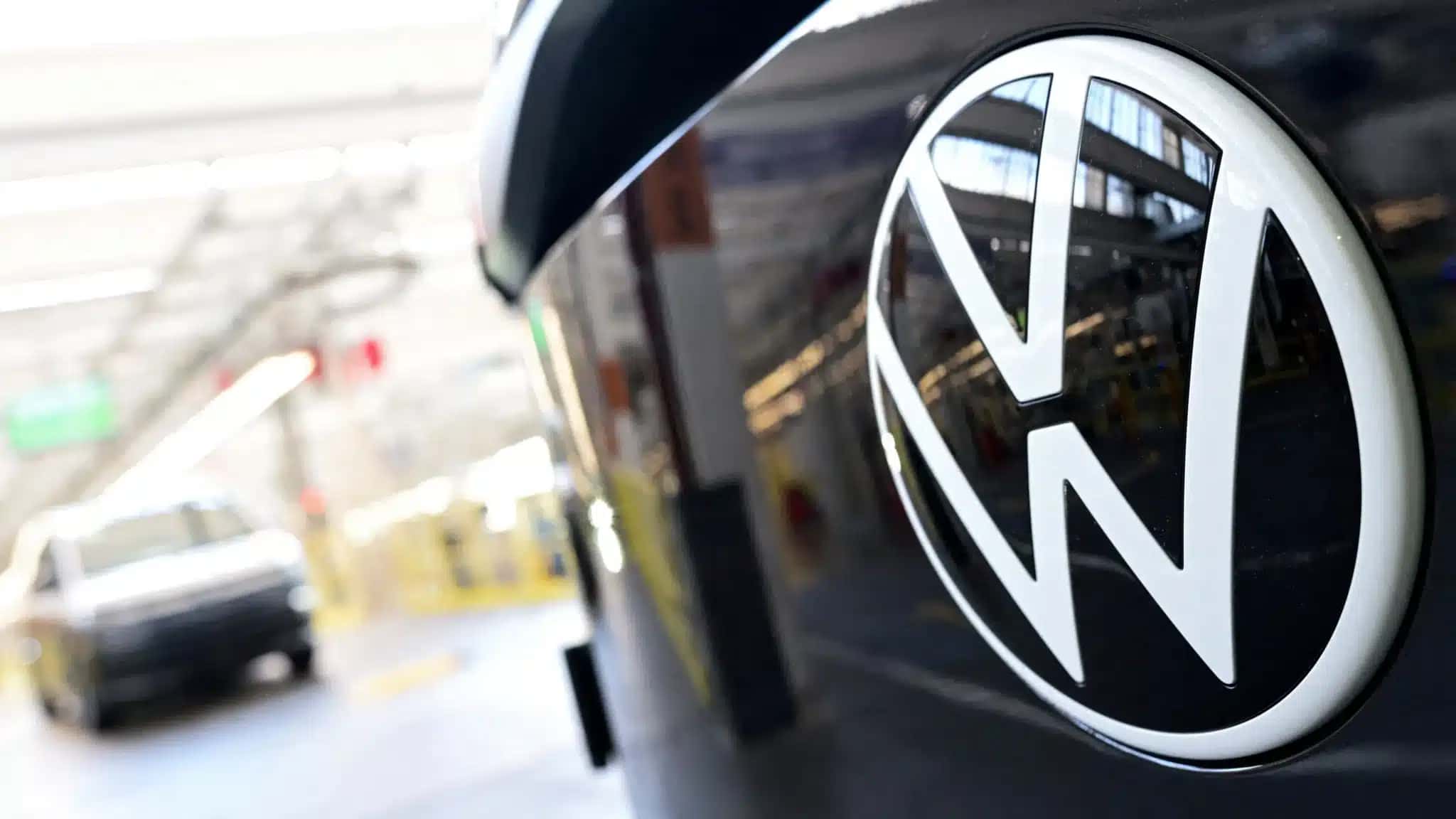 Logotipo da Volkswagen em Hanôver, Alemanha