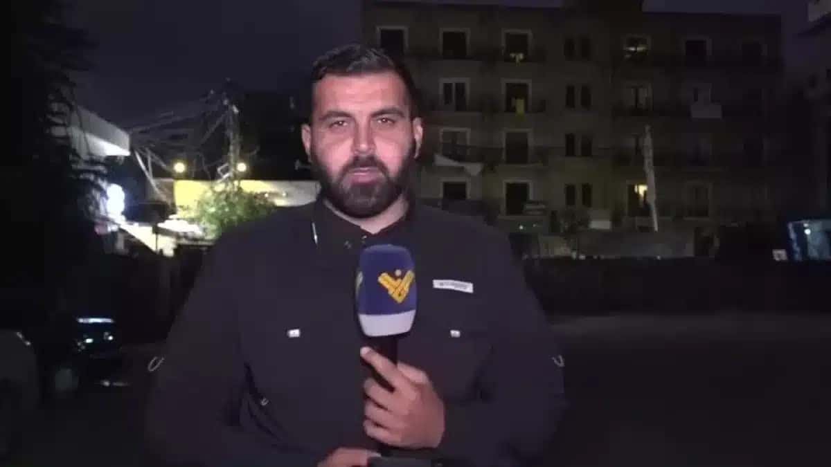 Correspondente libanês Ali Chbib se preparava para entrada ao vivo quando explosão atingiu prédio ao seu lado