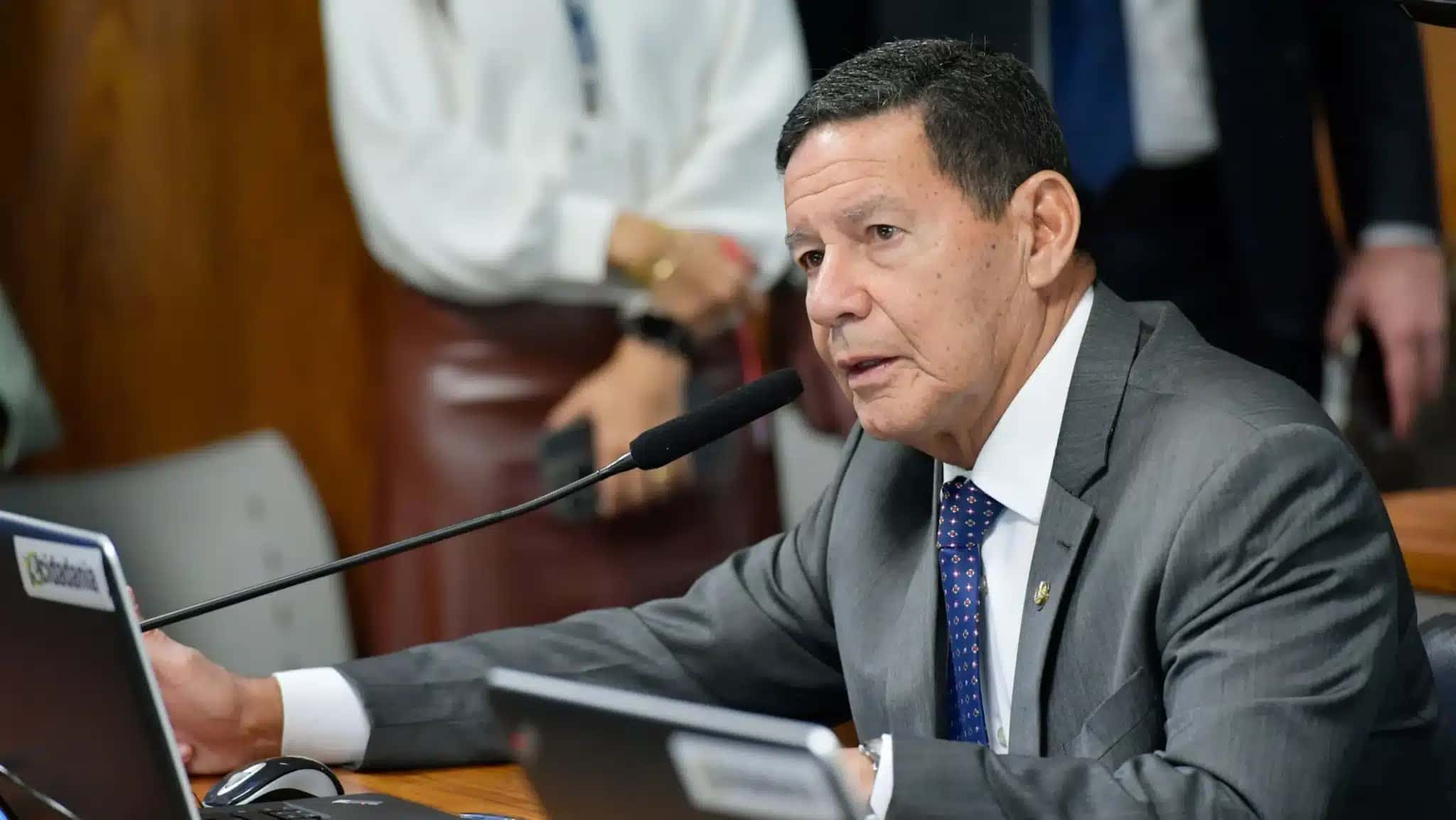 Senador Hamilton Mourão