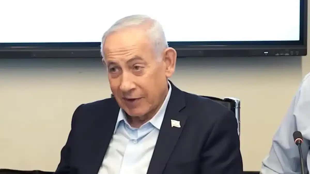 Primeiro-ministro israelense afirma que ações militares visam desmantelar estruturas do regime e permitir “libertação” do povo iraniano