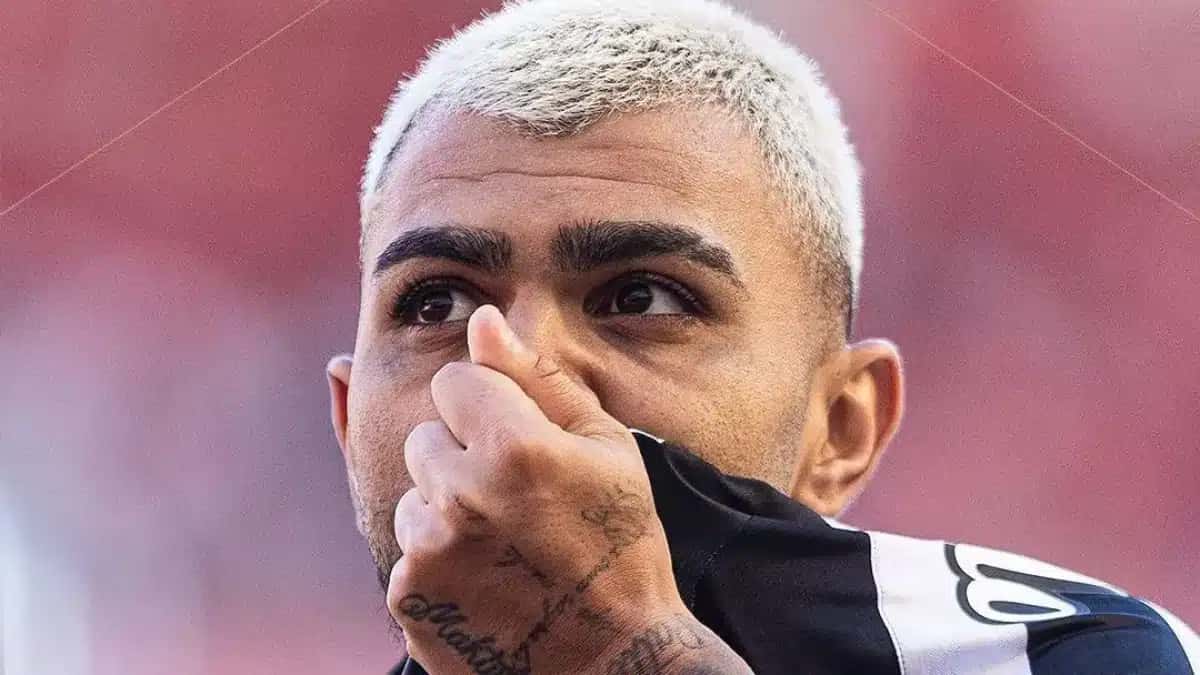 Gabigol fez dois gols contra o Internacional