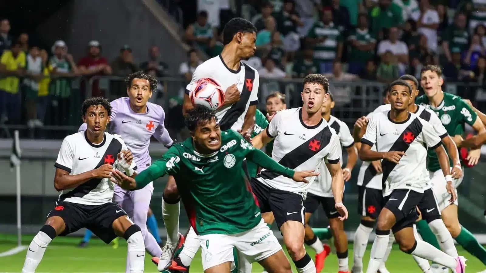Lance da final do Brasileirão Sub-20