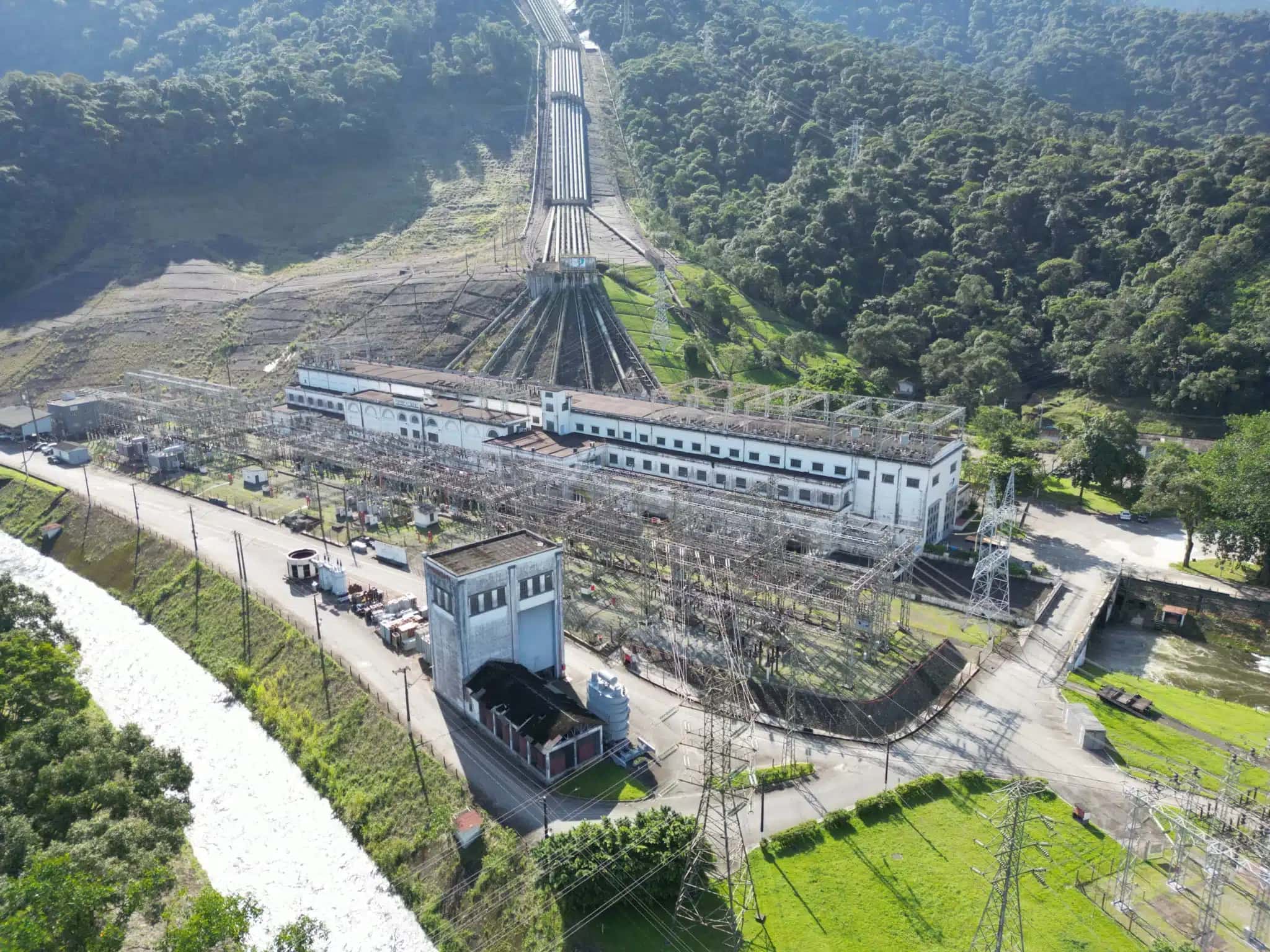 Complexo Henry Borden, localizado na Serra do Mar, em Cubatão.