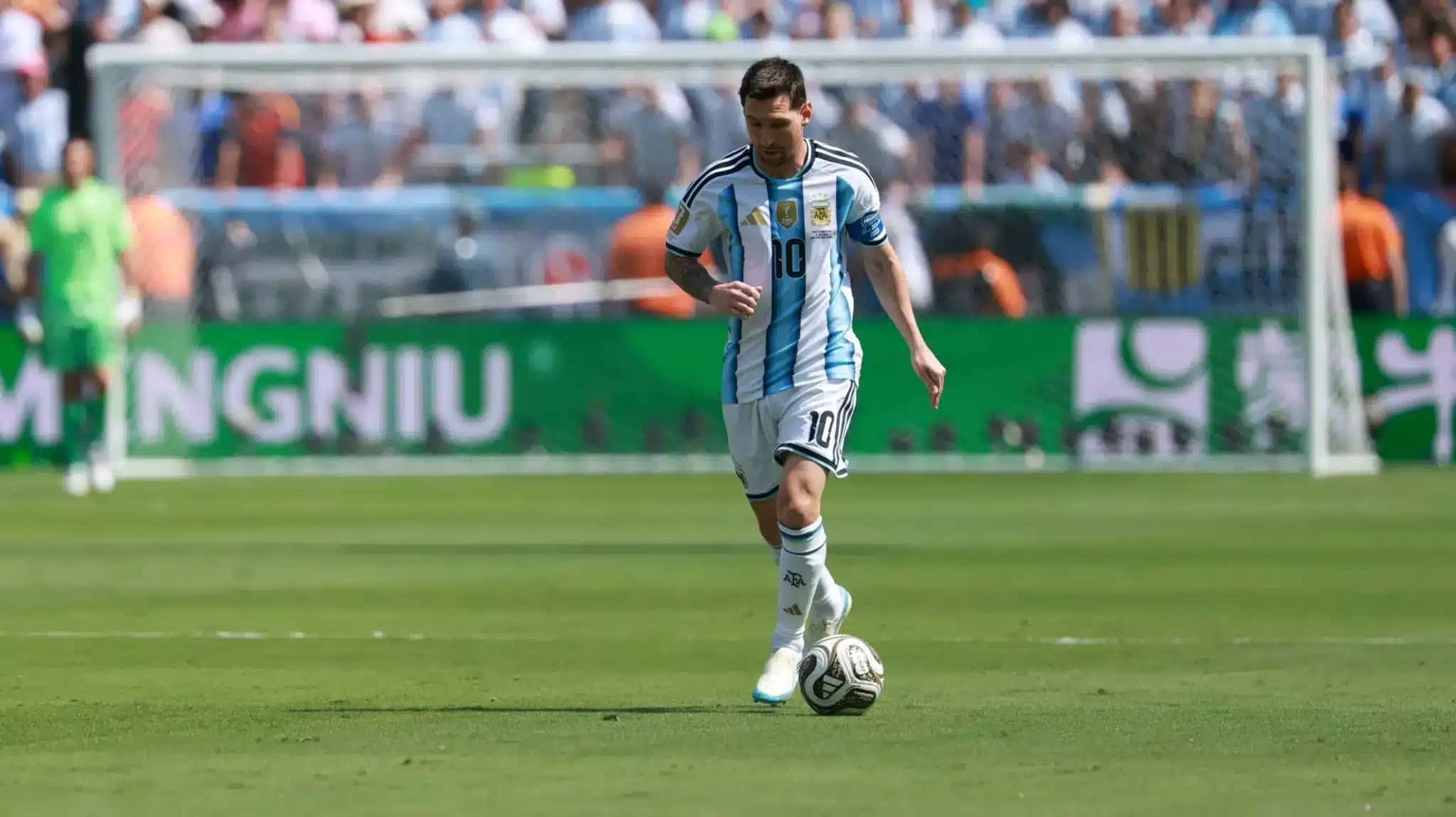 Lionel Messi em campo na final da Copa do Mundo de 2026, entre Espanha e Argentina