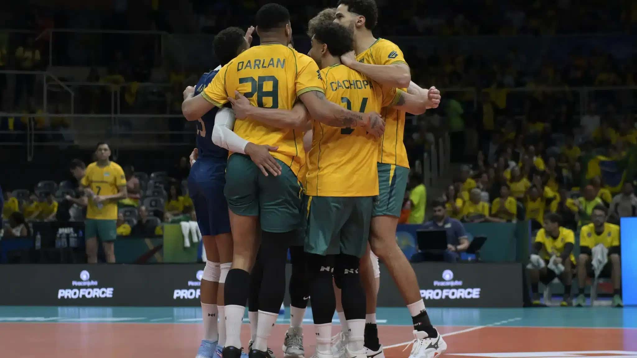 Seleção Brasileira Masculina de Vôlei em ação no Sul-Americano