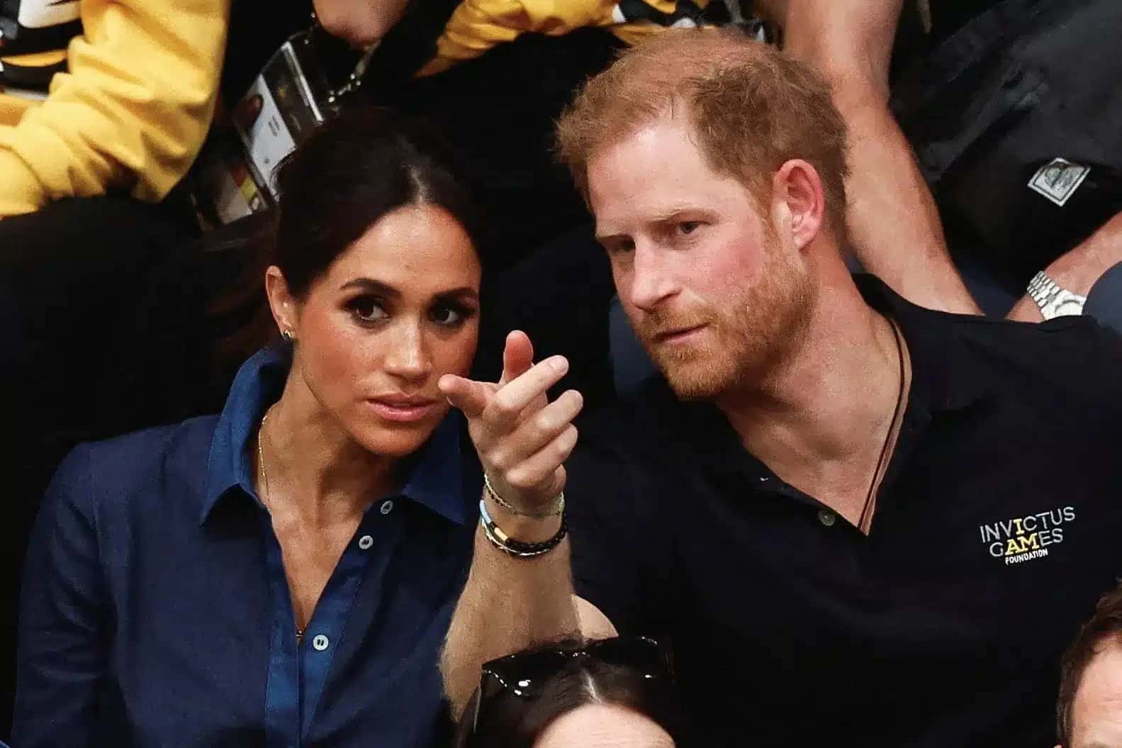 O príncipe britânico Harry e sua esposa Meghan participam de evento multiesportivo internacional para soldados feridos, em Duesseldorf, Alemanha