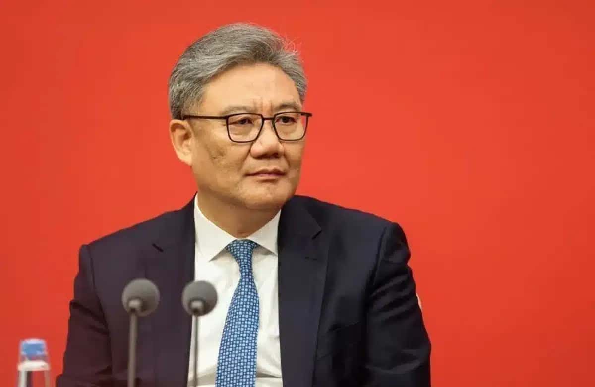 Ministro do Comércio da China, Wang Wentao, durante entrevista coletiva em Pequim