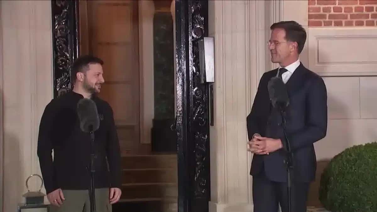 Zelensky e Rutte, da Otan, discutem garantias de segurança em Bruxelas